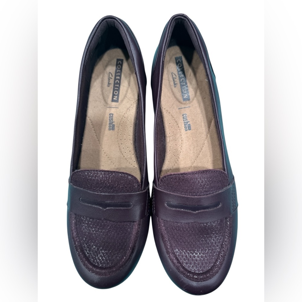 #503 Clarks Women's Purple Loafers